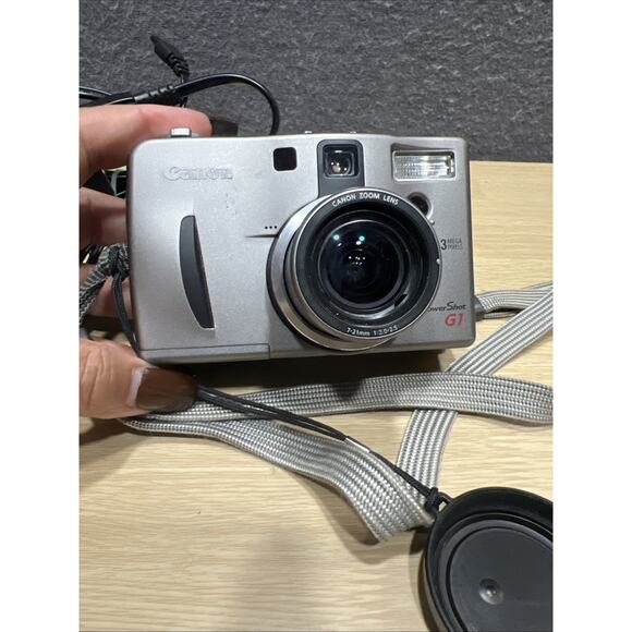 Canon Powershot G1 3.3MP Digital Camera With 128 MB Memory Card, Silver - Tested - Picture 9 of 16